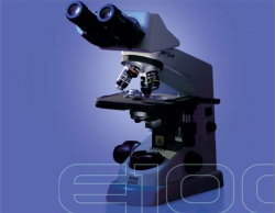 میکروسکوپ بیولوژی دو چشمی مدل E100 نیکون