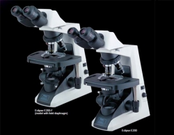 میکروسکوپ بیولوژی دو چشمی مدل E200 نیکون