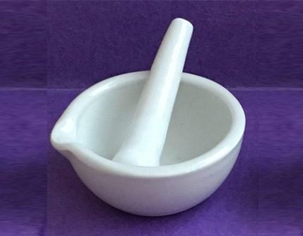 هاون چینی با دسته