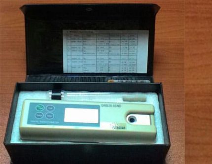 رفراکتومتر دیجیتال پرتابل - بریکس 65 - 28