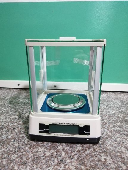 ترازوی_آزمایشگاهی_0.001تا320گرم